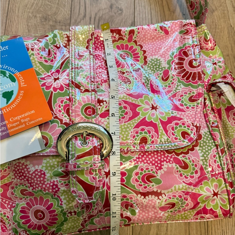 NWT Kalencom Laminated Buckle Diaper Bag, Gypsy Paisley Cotton Candy - Picture 6 of 10